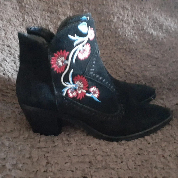 REBECCA MINKOFF-LULU-Embroidered Booties - Picture 5 of 9